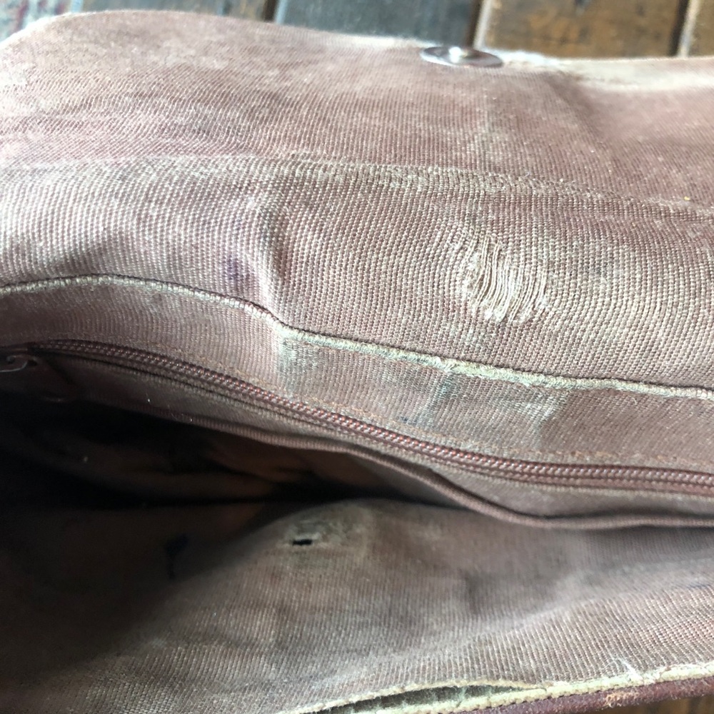 Vintage leather mini purse 3/$20 - Picture 5 of 5